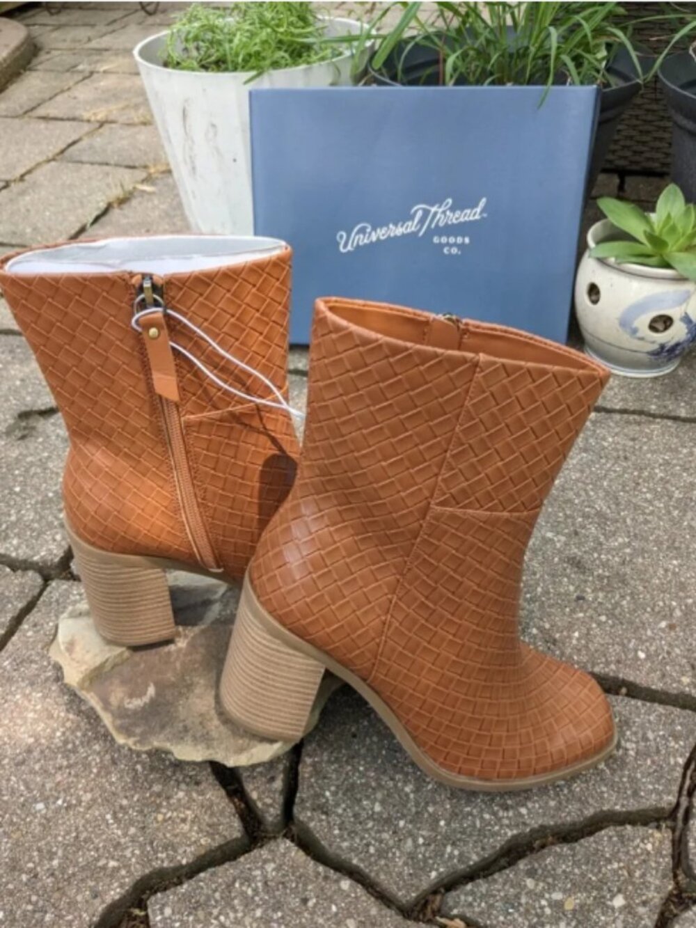 Universal Thread Eden Cognac Woven Block Heel Ankle Boots Size 10 NWT